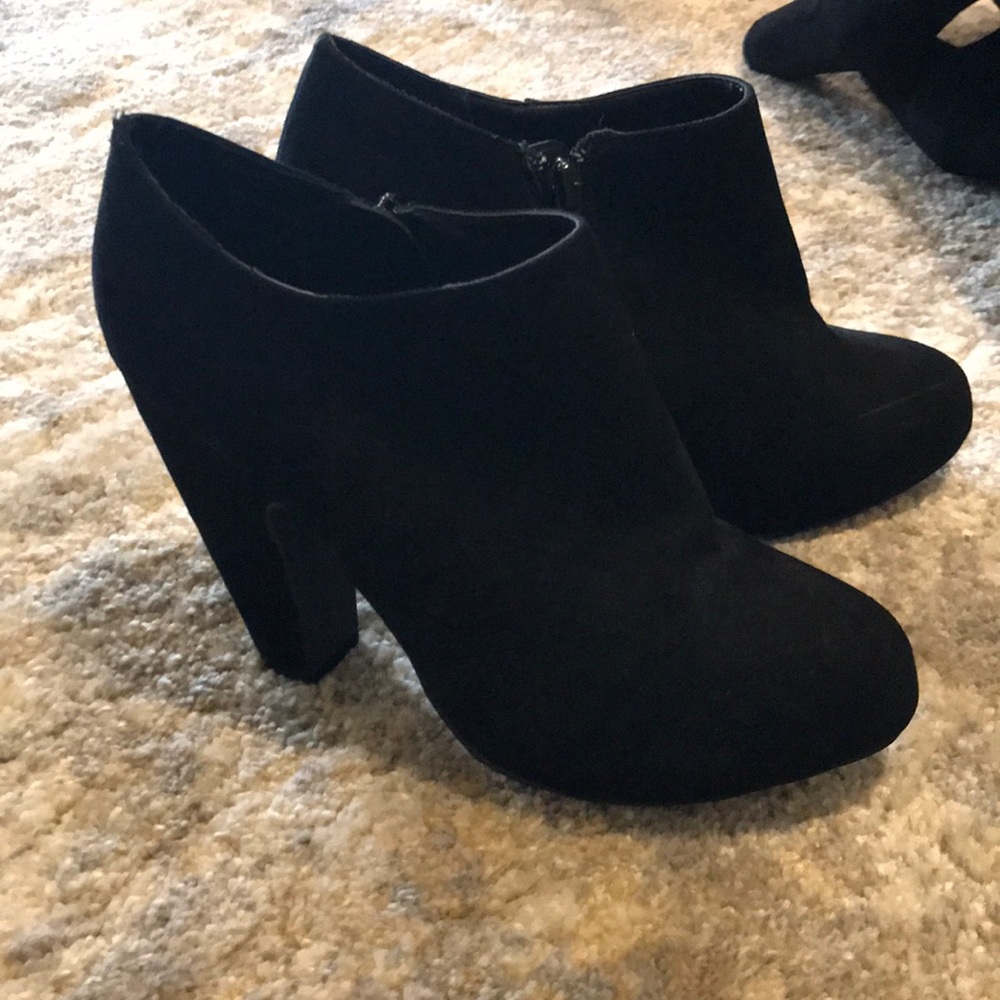 Black heels